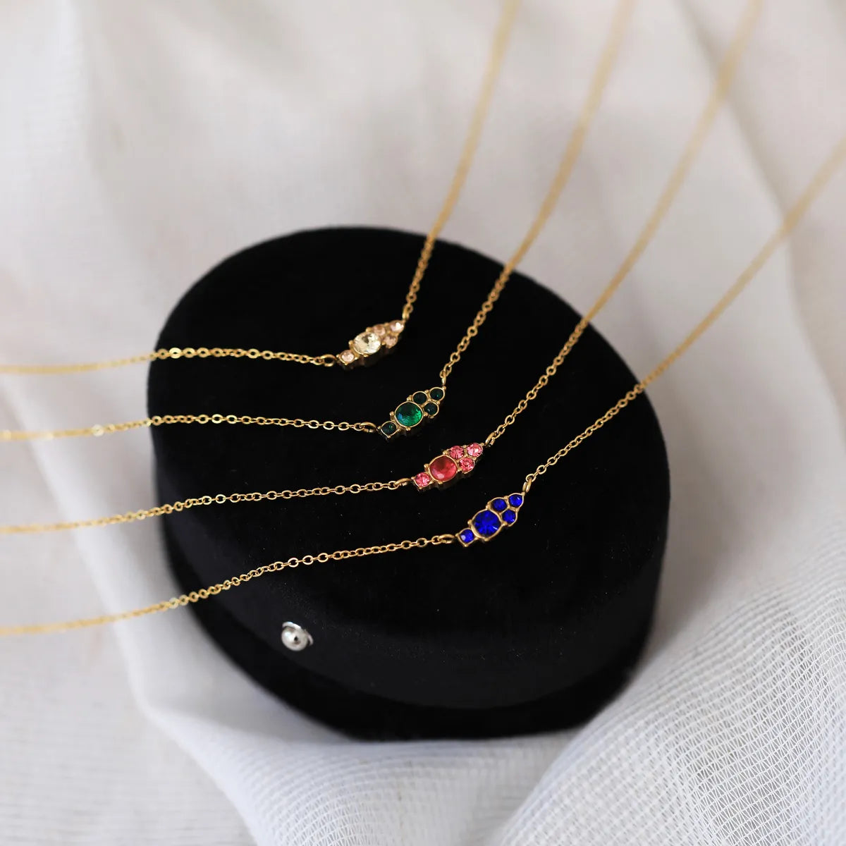 Wholesale Jewelry Casual Simple Style Shiny Round 201 Stainless Steel 304 Stainless Steel Zircon 18K Gold Plated Inlay Necklace