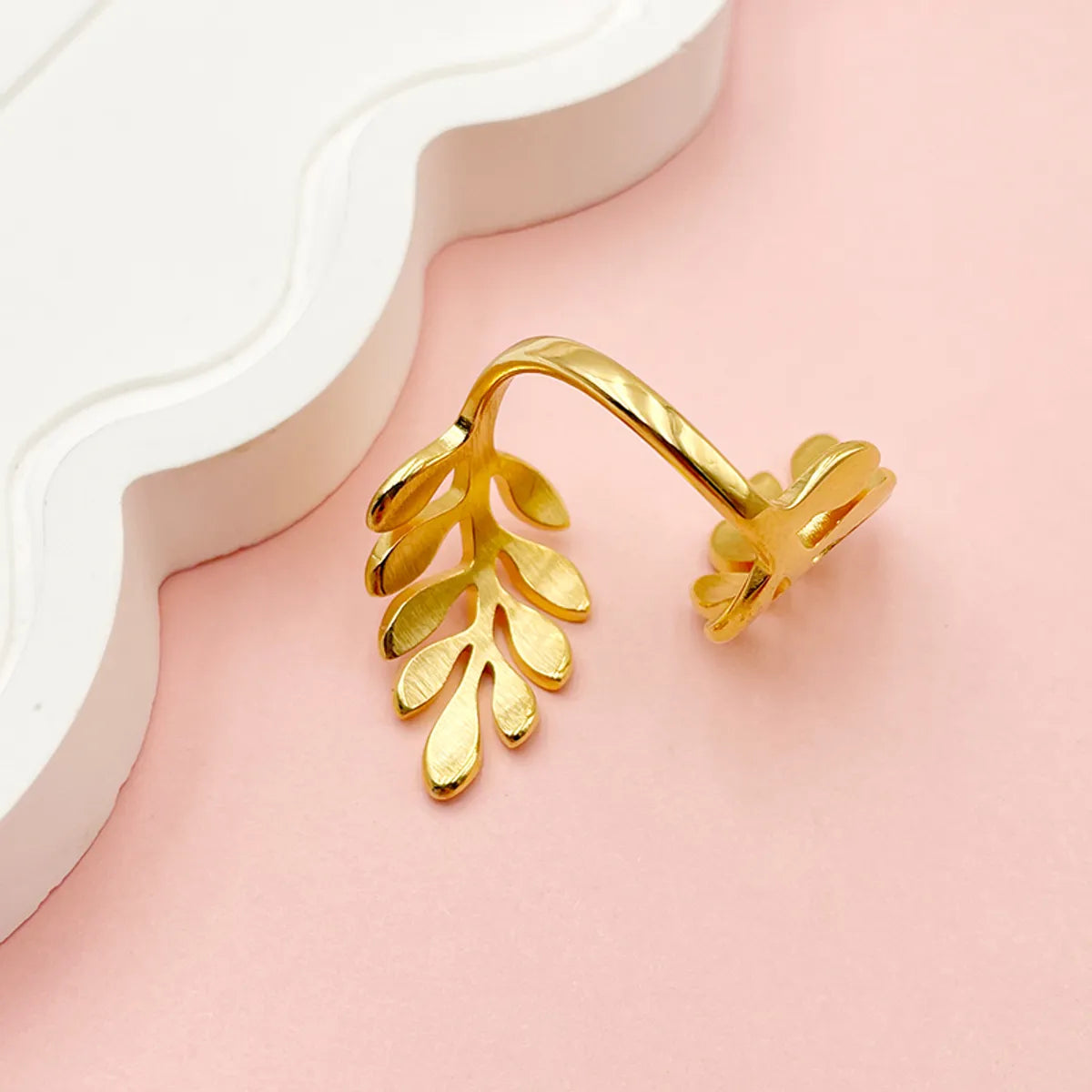 Wholesale Jewelry Casual Sweet Simple Style Leaves Flower 304 Stainless Steel 14K Gold Plated Plating Open Rings Rings