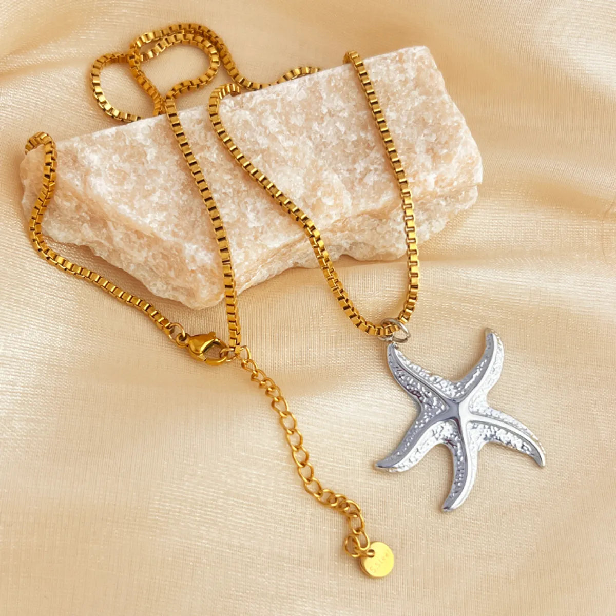 Wholesale Jewelry Casual Tropical Starfish Heart Shape Shell 304 Stainless Steel 18K Gold Plated Plating Pendant Necklace