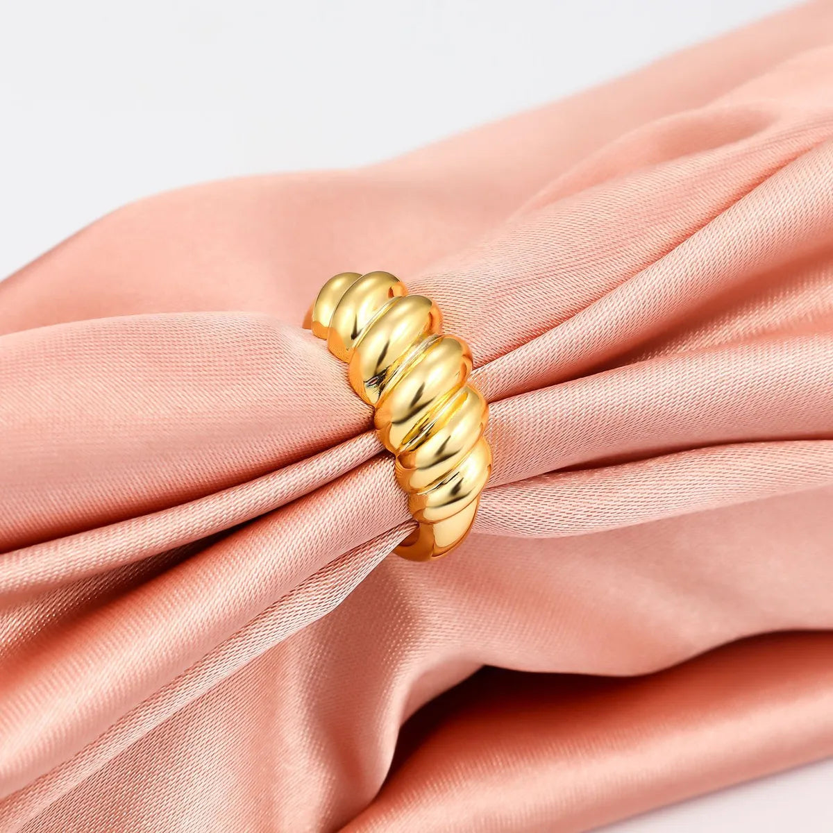 Wholesale Jewelry Croissant Copper Twist Ring Gooddiy