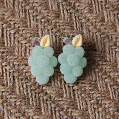 Wholesale Jewelry Cute Grape Synthetic Resin Ear Studs