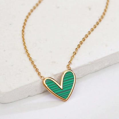 Wholesale Jewelry Cute Sweet Asymmetrical Heart Shape 304 Stainless Steel Acrylic 18K Gold Plated Inlay Pendant Necklace