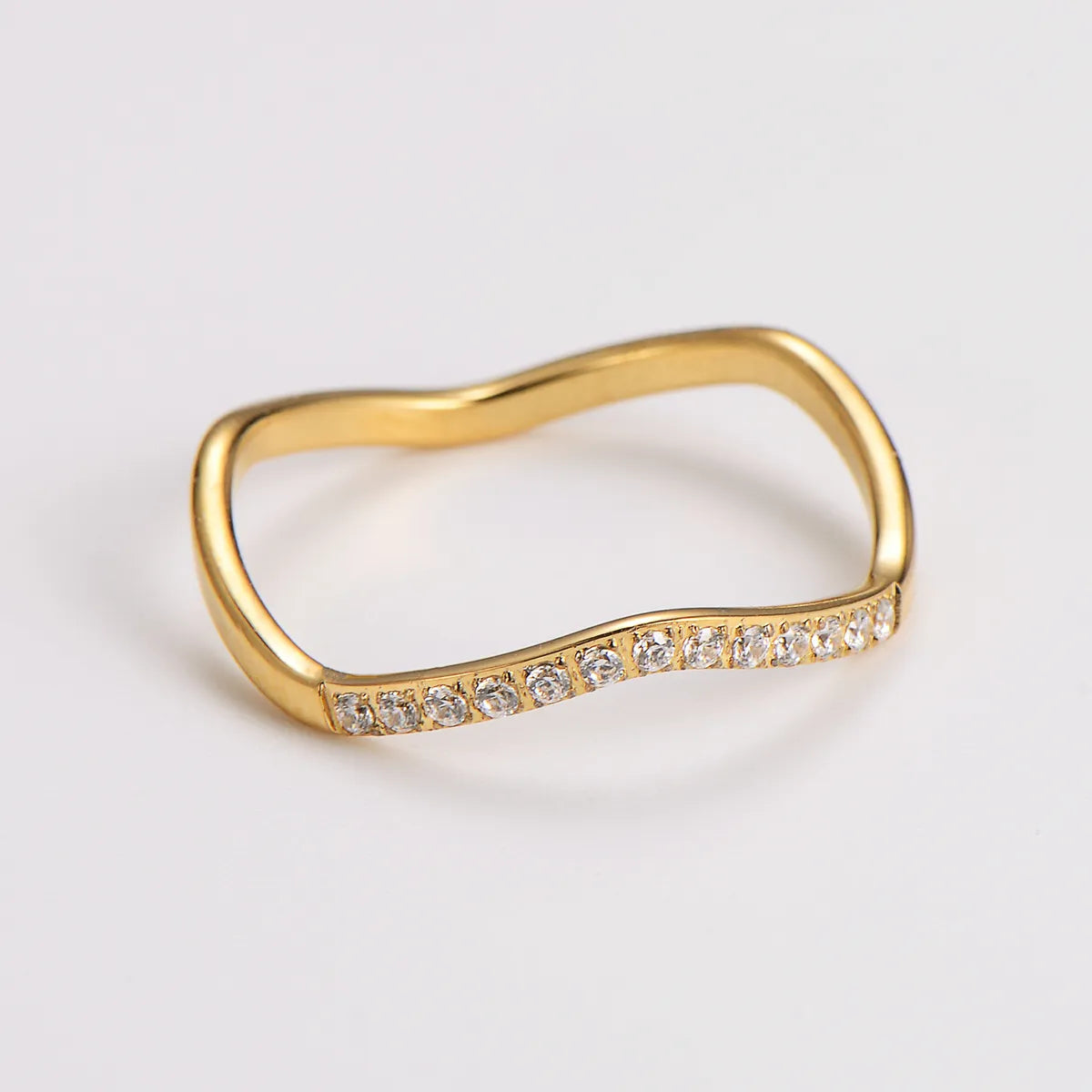 Wholesale Jewelry Elegant Basic Classic Style Waves 304 Stainless Steel Rhinestones 18K Gold Plated Rose Gold Plated Inlay Rings