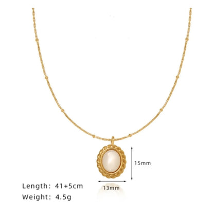 Wholesale Jewelry Elegant Classic Style Oval 304 Stainless Steel Titanium Steel Fritillary 18K Gold Plated Inlay Pendant Necklace