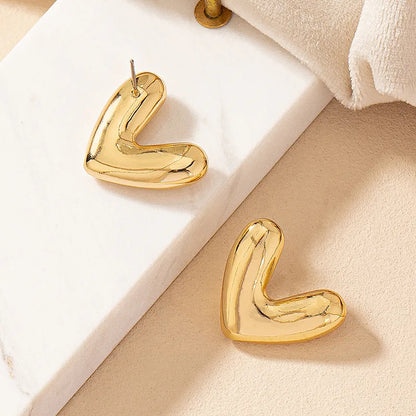 1 Pair Elegant Cute Romantic Heart Shape Irregular Plating Alloy Ferroalloy 14k Gold Plated Ear Studs