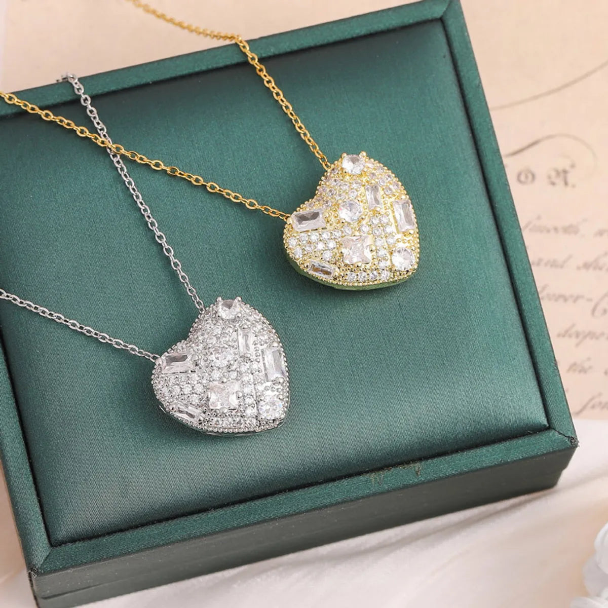 Wholesale Jewelry Elegant Cute Streetwear Heart Shape 316 Stainless Steel  Copper Artificial Rhinestones Zircon 18K Gold Plated Inlay Pendant Necklace