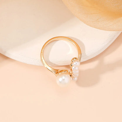 Wholesale Jewelry Elegant Pearl Alloy Gold Plated Asymmetrical Rings