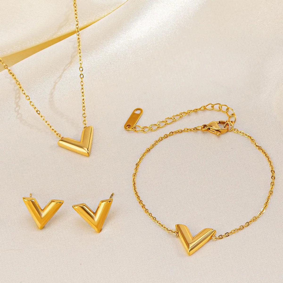 Wholesale Jewelry Elegant Simple Style Geometric 304 Stainless Steel Gold Plated Bracelets Earrings Necklace