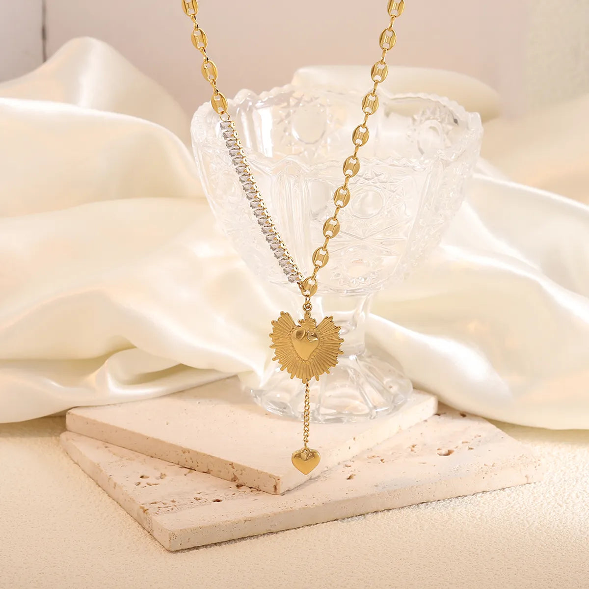 Wholesale Jewelry Elegant Simple Style Heart Shape 304 Stainless Steel Zircon 18K Gold Plated Plating Inlay Pendant Necklace