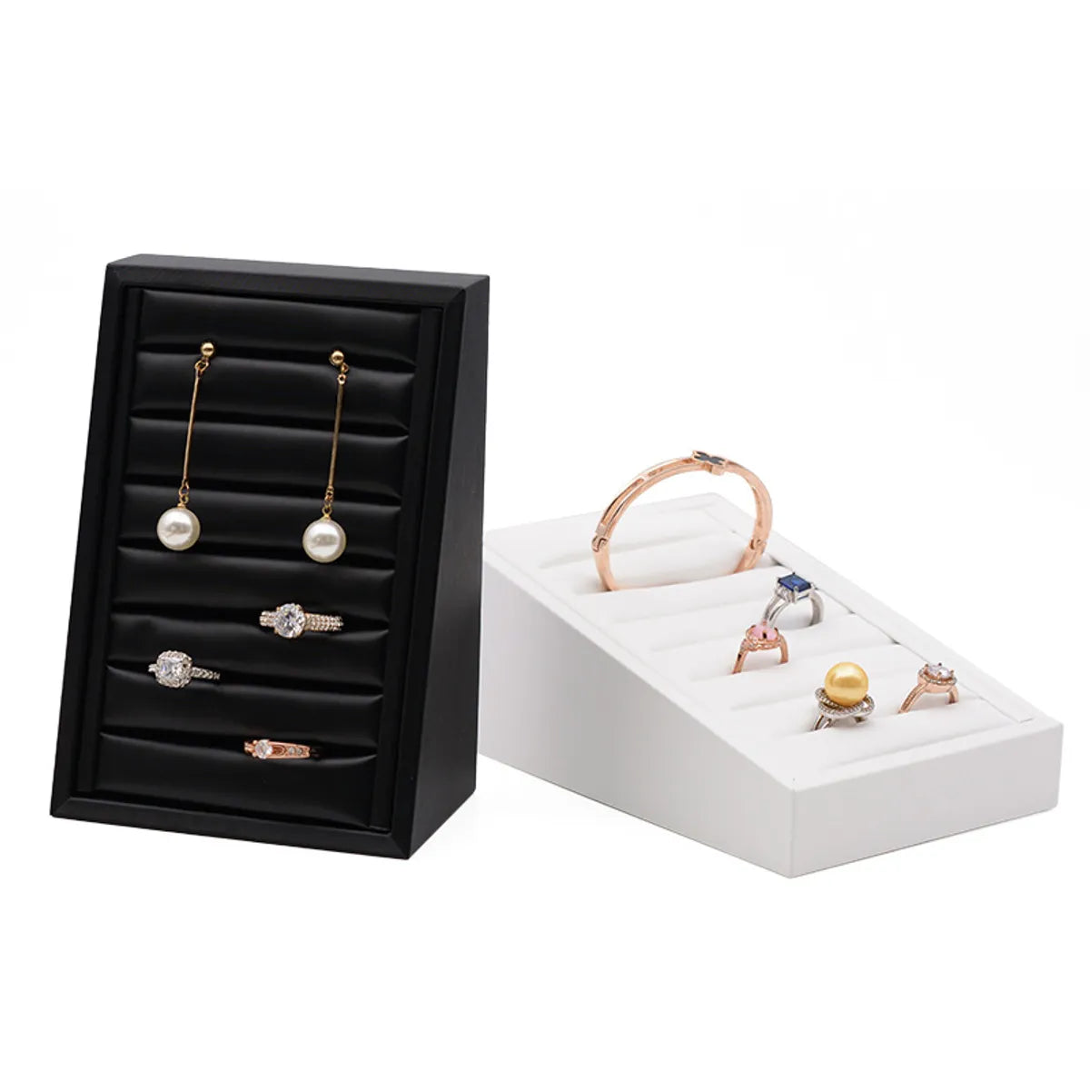 Elegant Simple Style Solid Color Pu Jewelry Rack