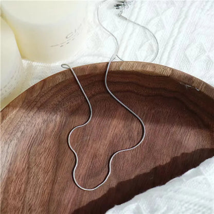 Wholesale Jewelry Elegant Simple Style Solid Color Titanium Steel Plating Necklace