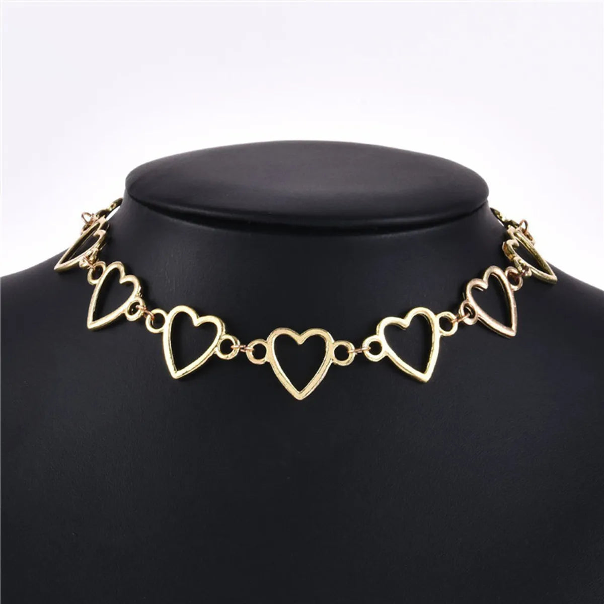 Wholesale Jewelry Exaggerated Simple Style Heart Shape Alloy Choker