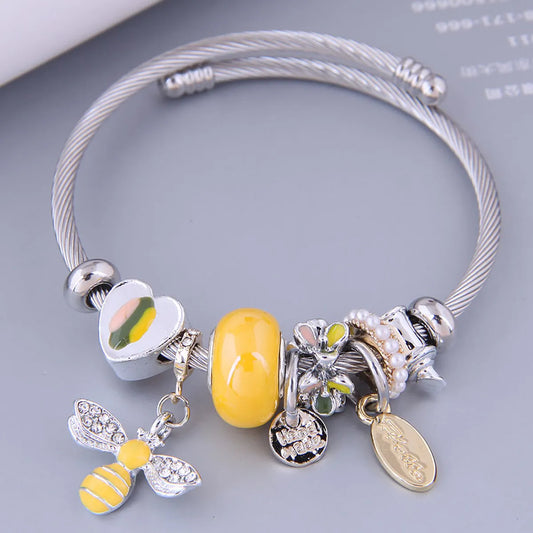 Wholesale Jewelry Fashion Metal Bee Pendant Metal Bracelet Nihaojewelry