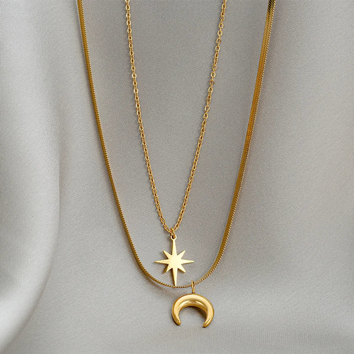 Wholesale Jewelry French Style Simple Style Classic Style Hexagram Moon 304 Stainless Steel 18K Gold Plated Plating Pendant Necklace