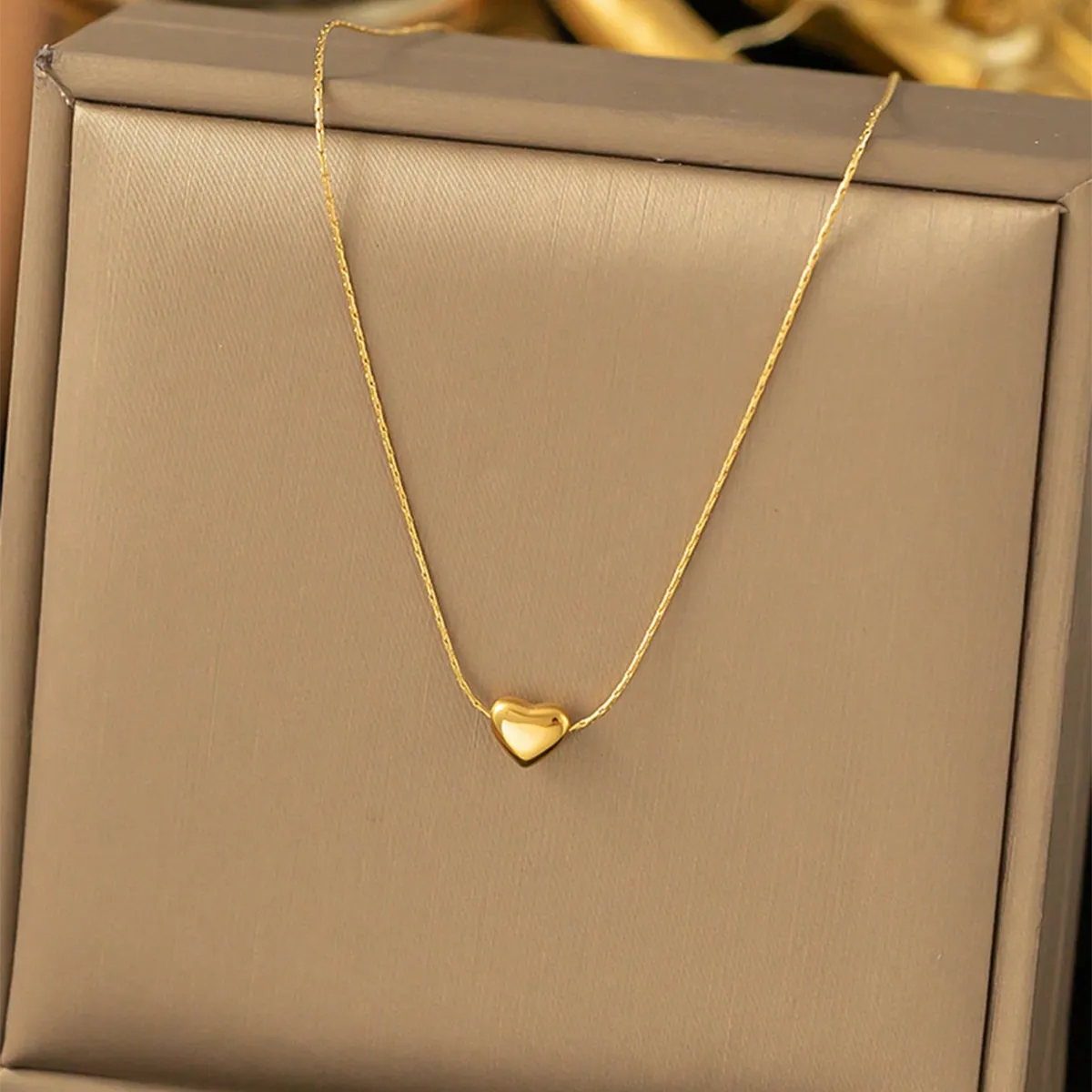 Wholesale Jewelry French Style Simple Style Heart Shape 304 Stainless Steel 18K Gold Plated Necklace