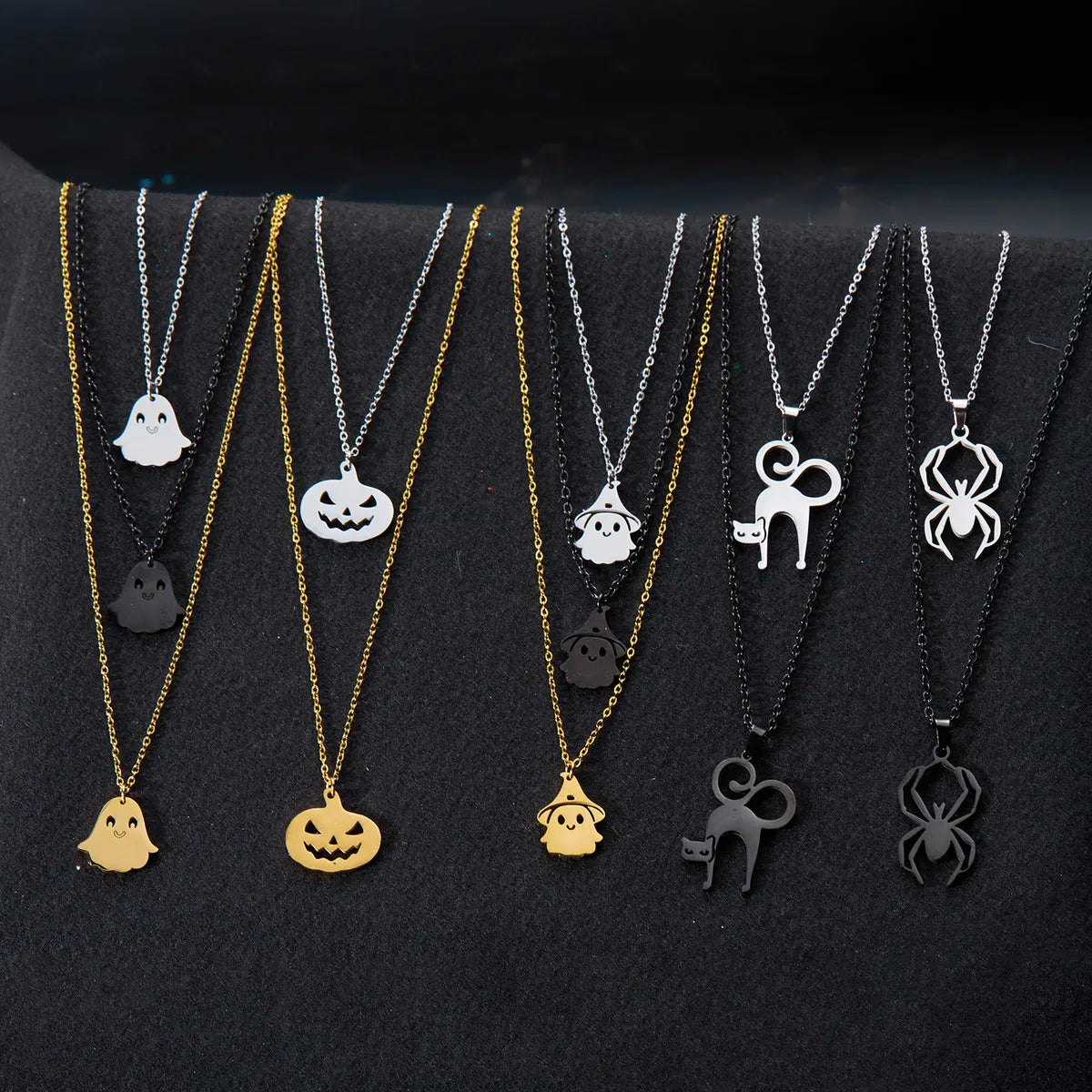 Wholesale Jewelry Funny Pumpkin Ghost Spider 201 Stainless Steel Asymmetrical Hollow Out Pendant Necklace