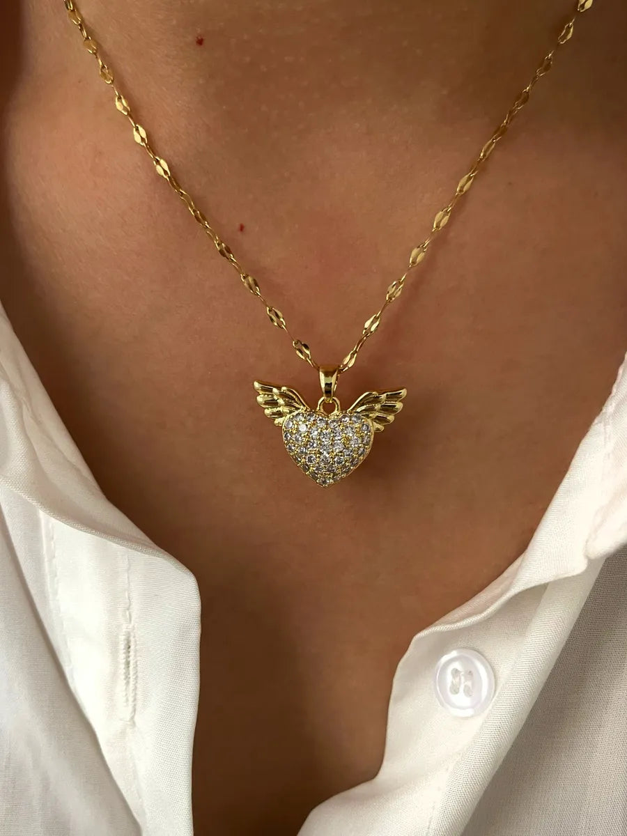 Wholesale Jewelry Glam Queen Simple Style Heart Shape Wings 316L Stainless Steel  Rhinestones Zircon 18K Gold Plated Plating Pendant Necklace