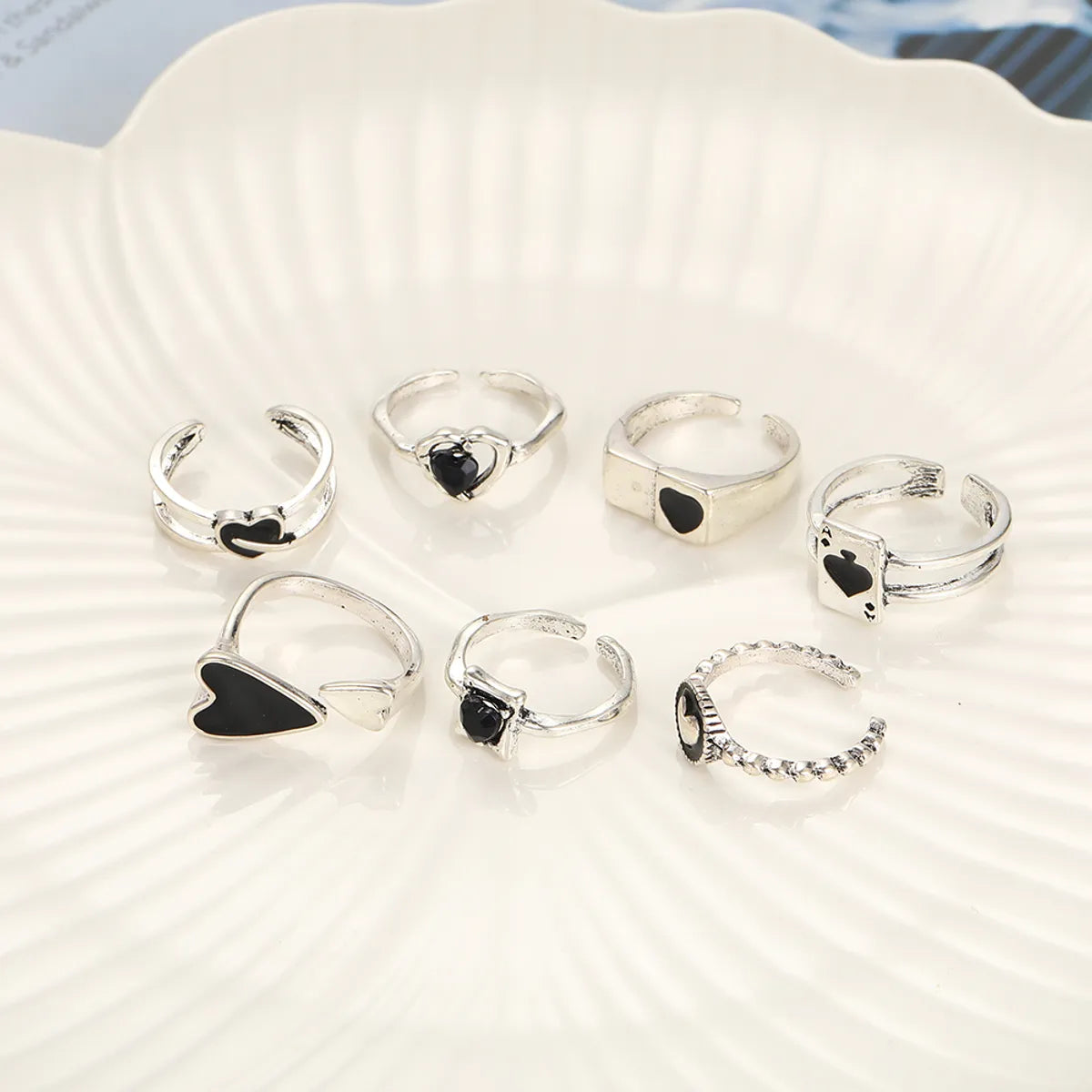 Wholesale Jewelry Hip-hop Cool Style Heart Shape Alloy Enamel Plating Rings