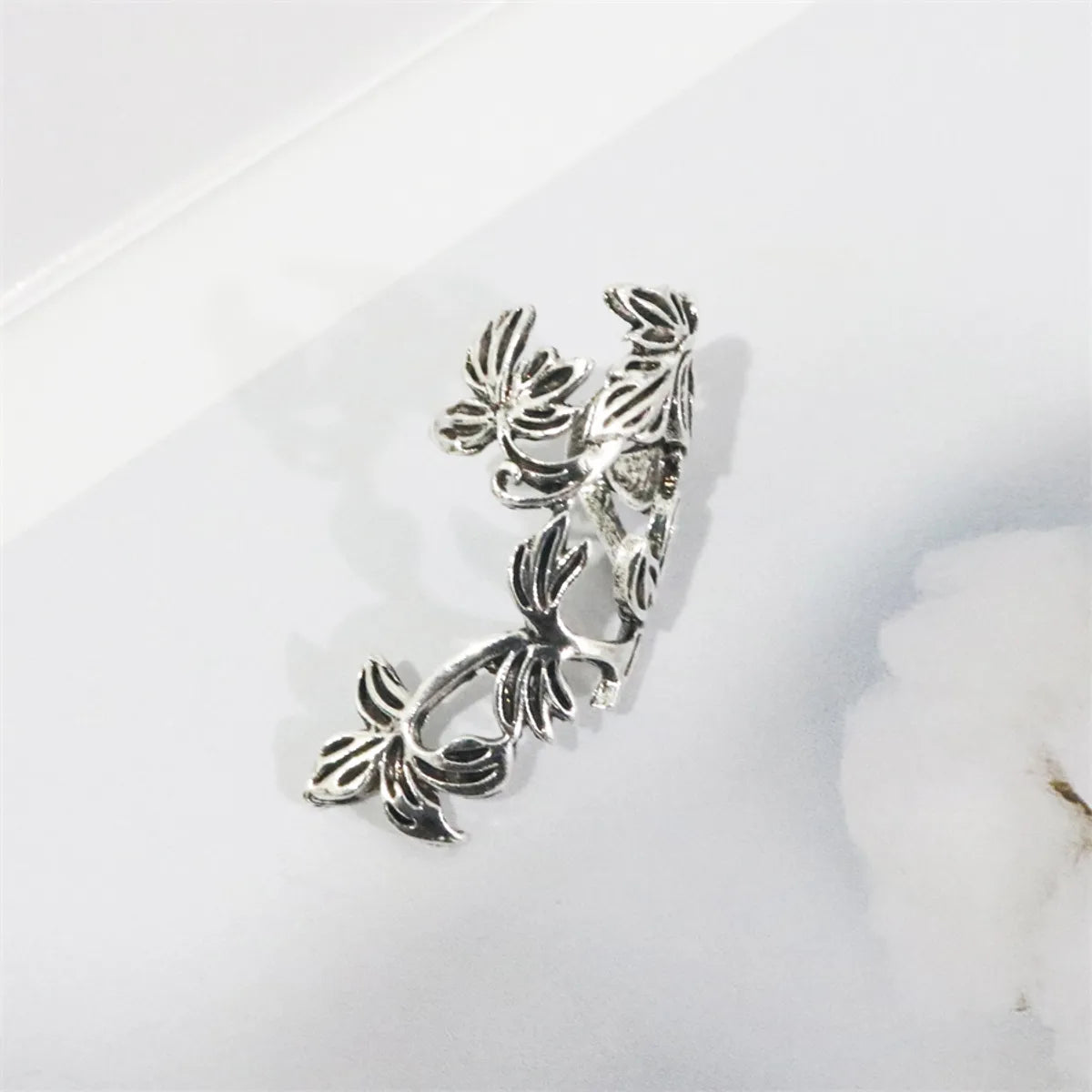 Wholesale Jewelry Hip-Hop Retro Leaves Alloy Ear Cuffs