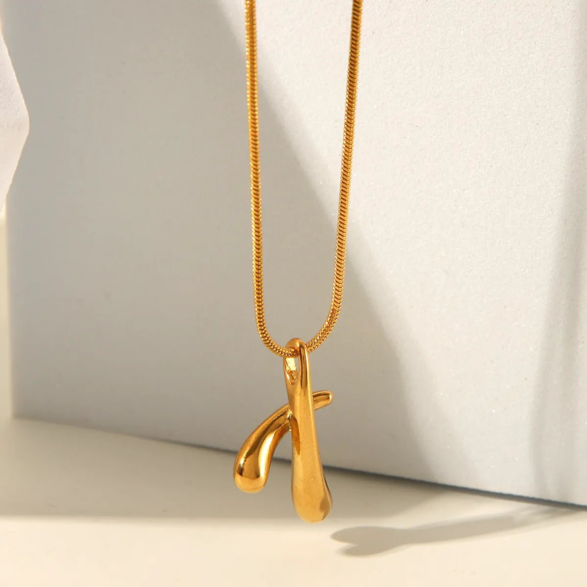 Wholesale Jewelry IG Style Casual Original Design Geometric 201 Stainless Steel 304 Stainless Steel 18K Gold Plated Irregular Pendant Necklace