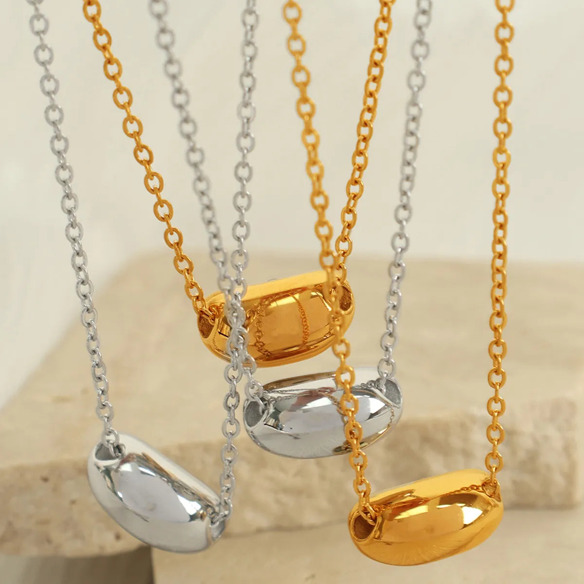 Wholesale Jewelry IG Style Elegant Simple Style Pea 304 Stainless Steel 18K Gold Plated Polishing Necklace