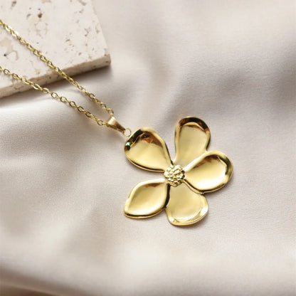 Wholesale Jewelry IG Style French Style Flower 304 Stainless Steel 18K Gold Plated Pendant Necklace