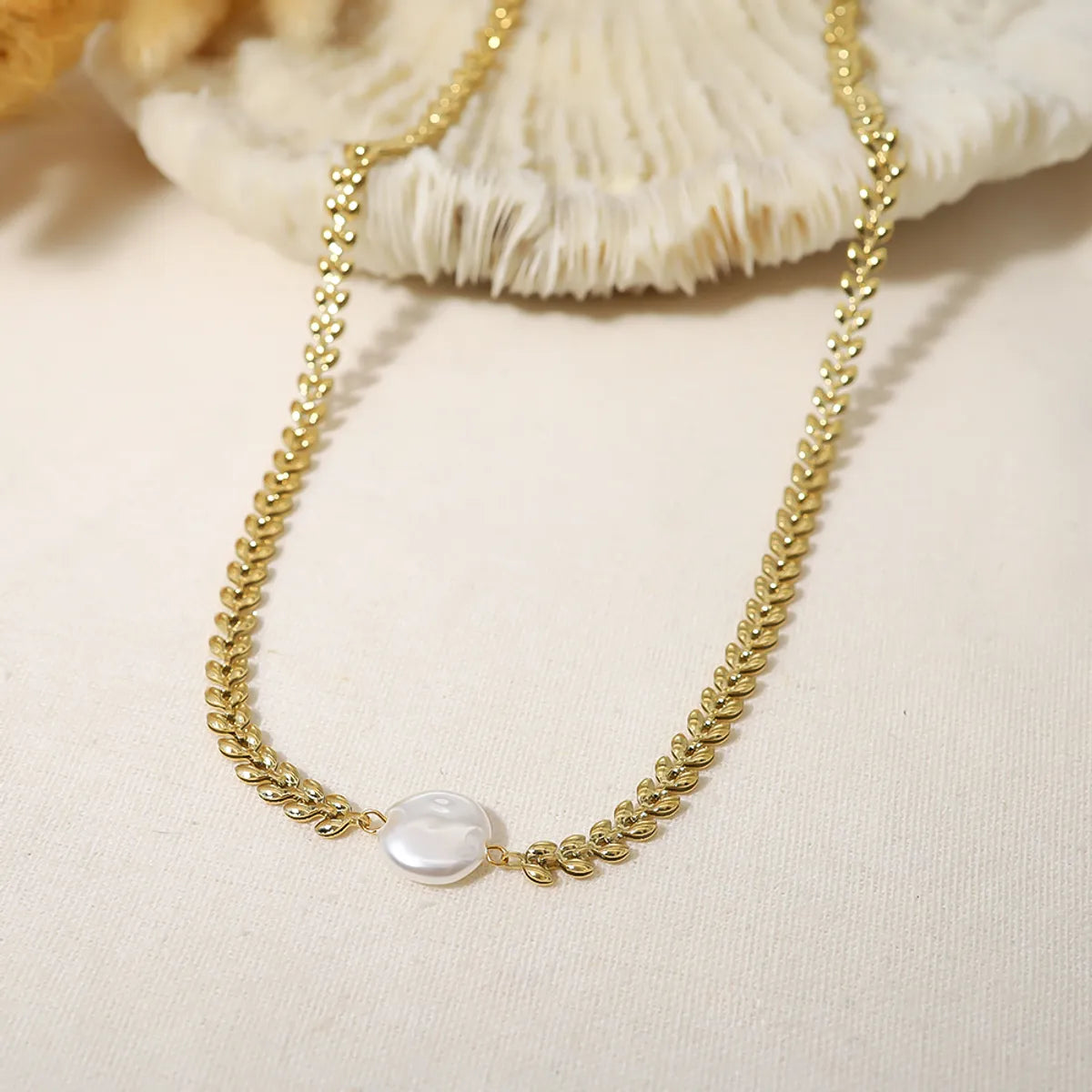 Wholesale Jewelry IG Style French Style Grain 304 Stainless Steel 18K Gold Plated Pearl Pendant Necklace