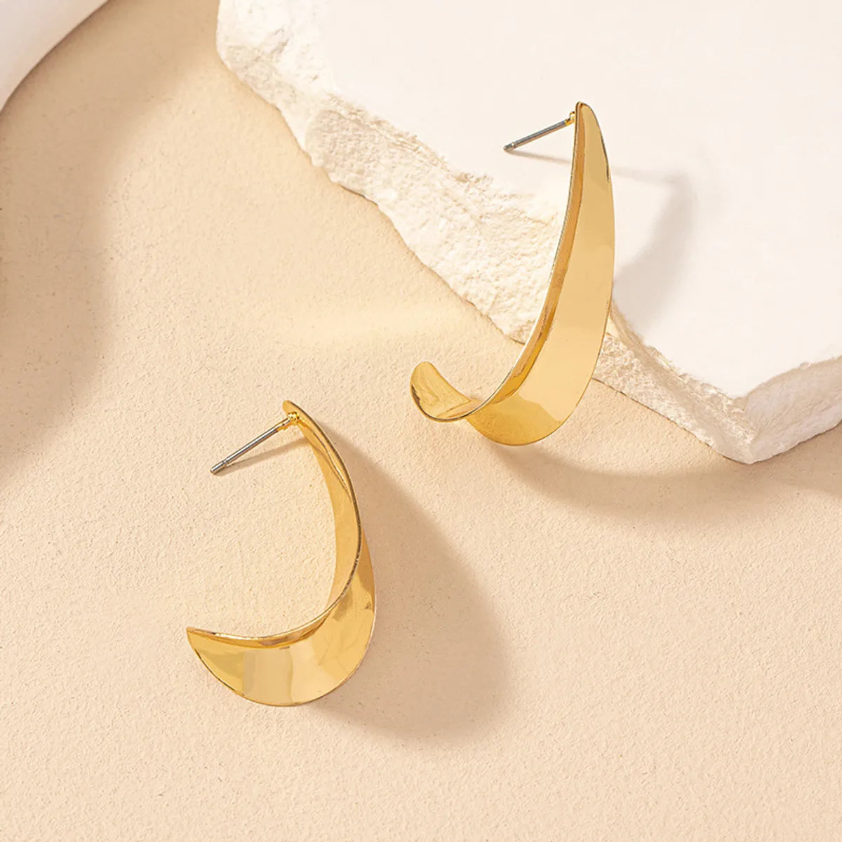 1 Pair Ig Style Simple Style C Shape Plating Alloy Gold Plated Earrings