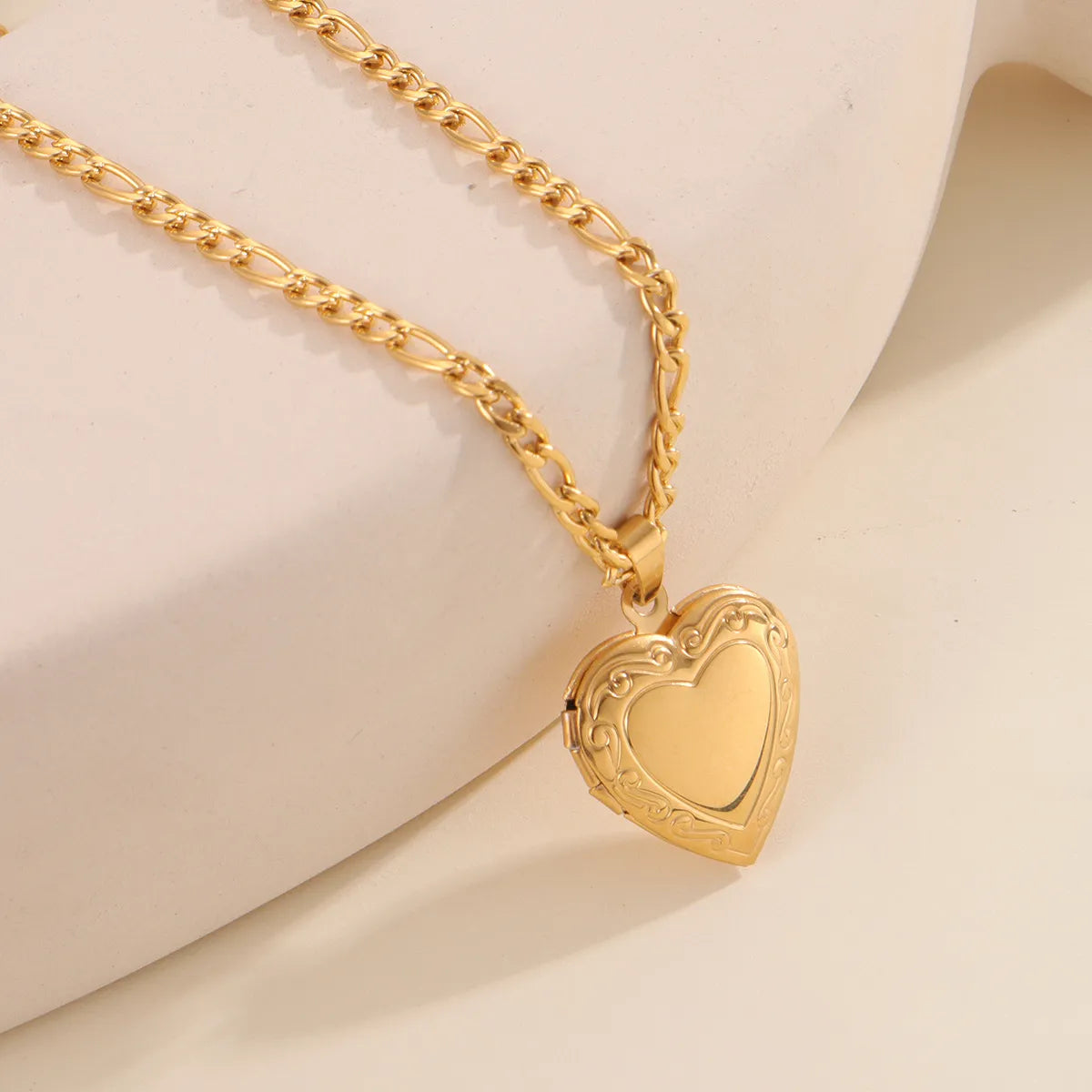 Wholesale Jewelry IG Style Simple Style Heart Shape Titanium Steel Pendant Necklace Locket Necklace