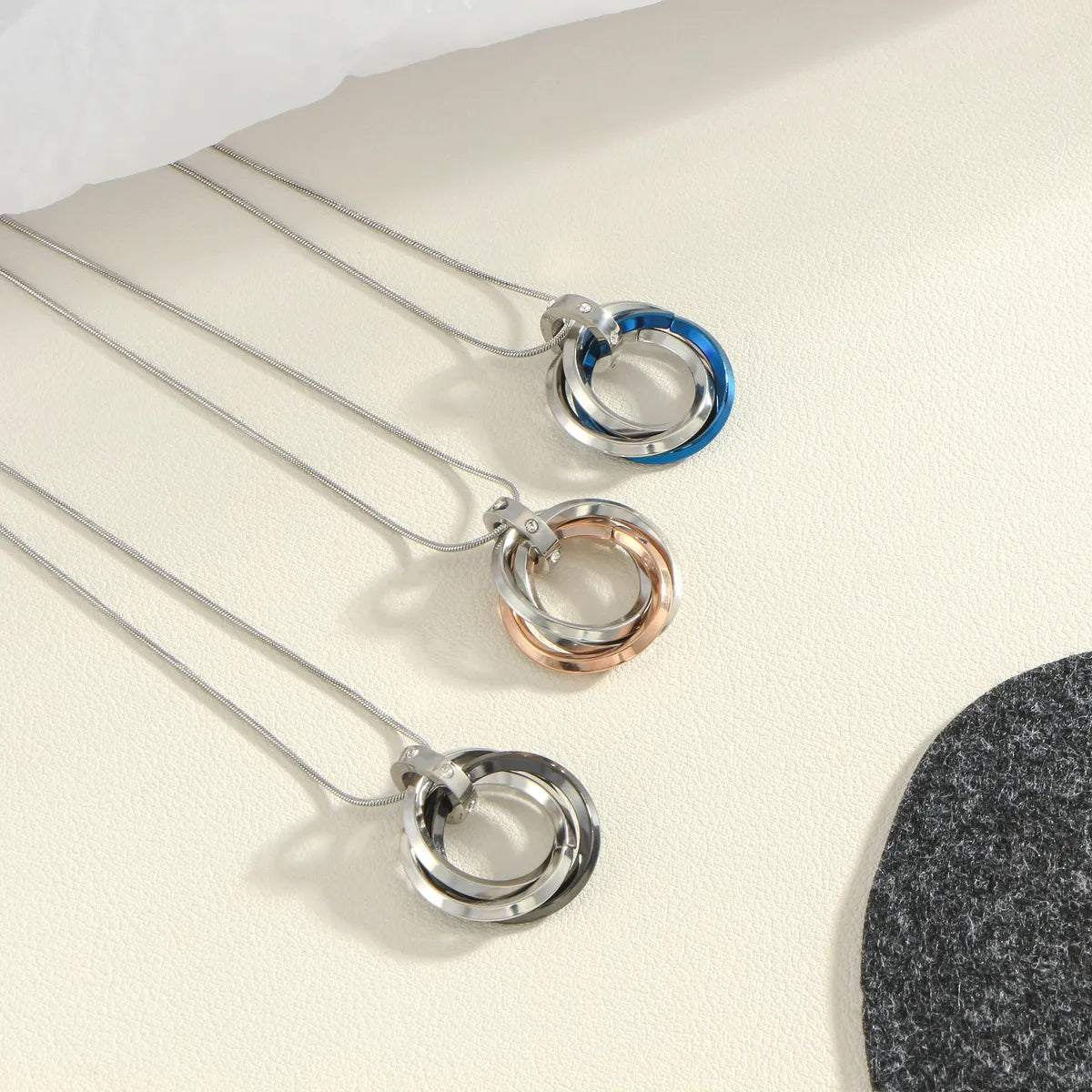 Wholesale Jewelry IG Style Simple Style Round Titanium Steel Copper Zircon White Gold Plated Inlay Pendant Necklace