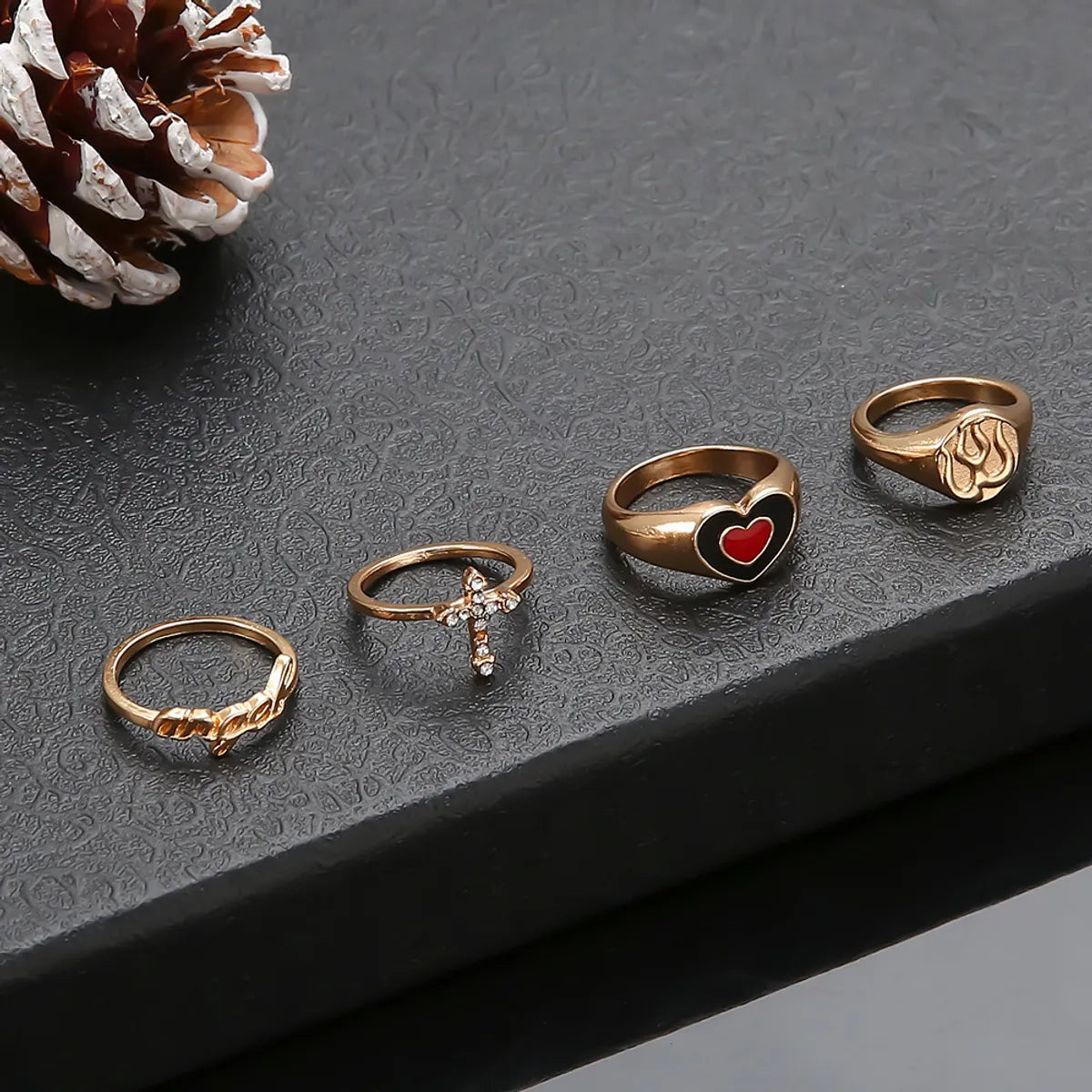 Cross-border New Arrival Ring Set European And American Fashion Diamond Two-color Dripping Oil Love Heart-shaped Ring Combination 4-piece Ring Female