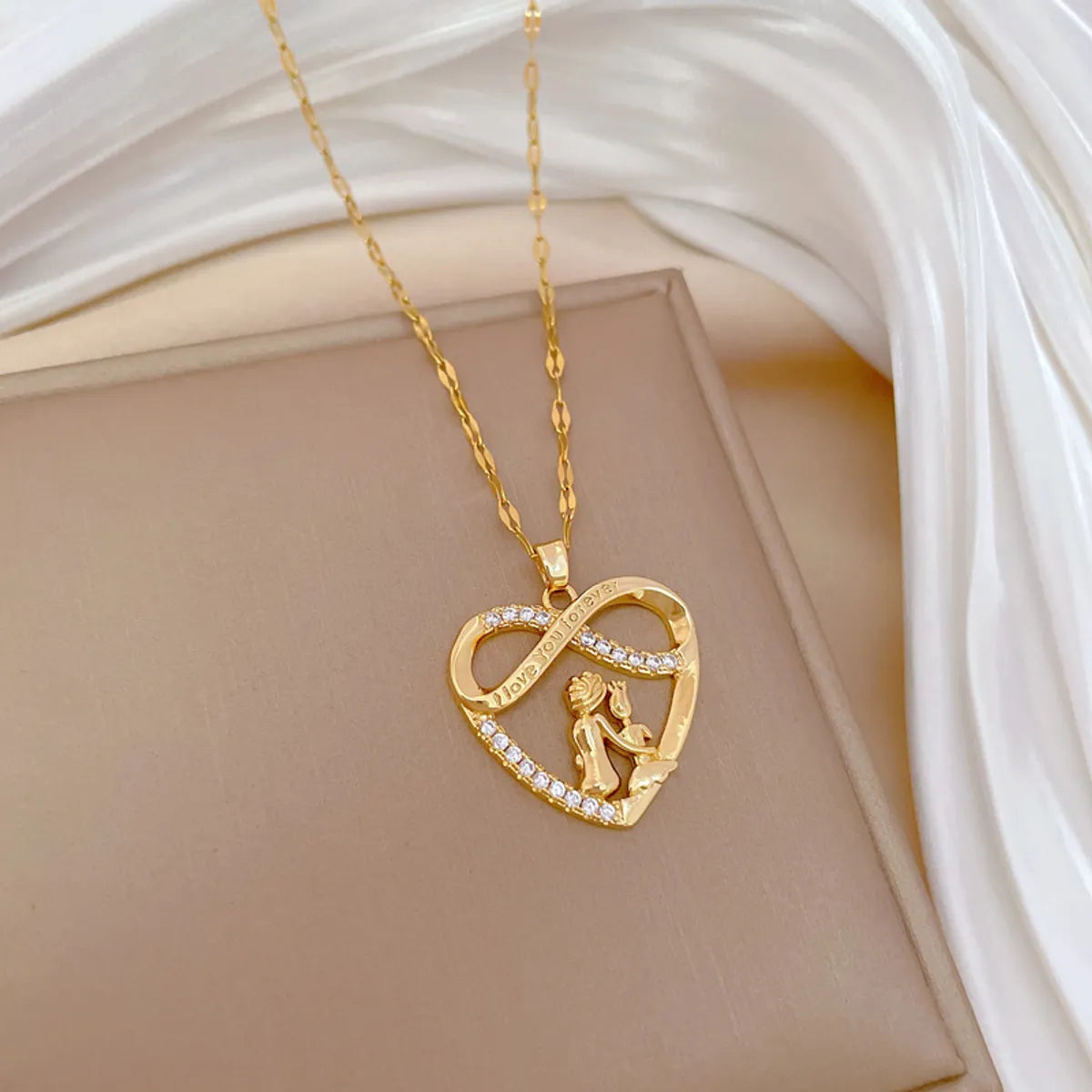 Wholesale Jewelry Modern Style Classic Style Human Infinity Heart Shape Titanium Steel Copper Zircon Gold Plated Hollow Out Inlay Pendant Necklace