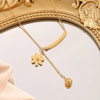 Wholesale Jewelry Princess Novelty Sweet Floral 304 Stainless Steel 18K Gold Plated Plating Pendant Necklace