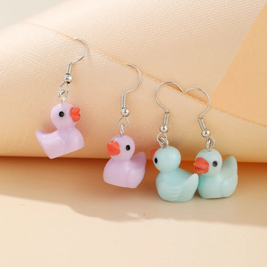 Fashion Duck No Inlaid Earrings