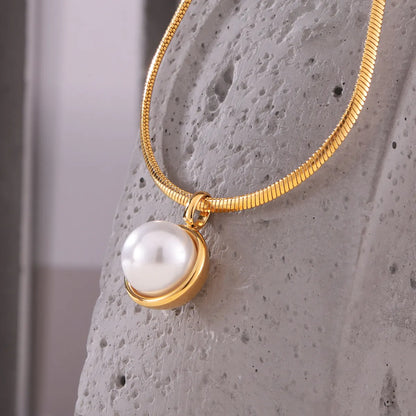 Wholesale Jewelry Retro Classic Style Round 304 Stainless Steel Artificial Pearls Tiger Eye 18K Gold Plated Plating Inlay Pendant Necklace