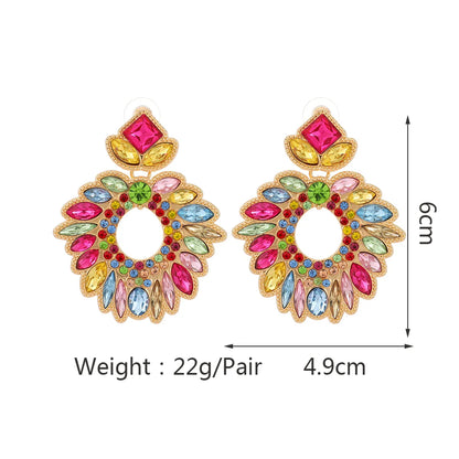 1 Pair Retro Exaggerated Geometric Plating Hollow Out Inlay Zinc Alloy Rhinestones Drop Earrings