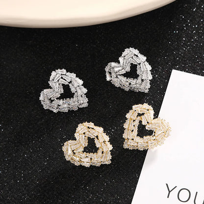 Wholesale Jewelry Retro Heart Shape Alloy Rhinestones Plating Inlay Ear Studs