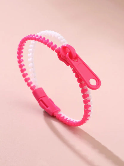 Wholesale Jewelry Retro Novelty Gear Pu Leather Plastic Wristband