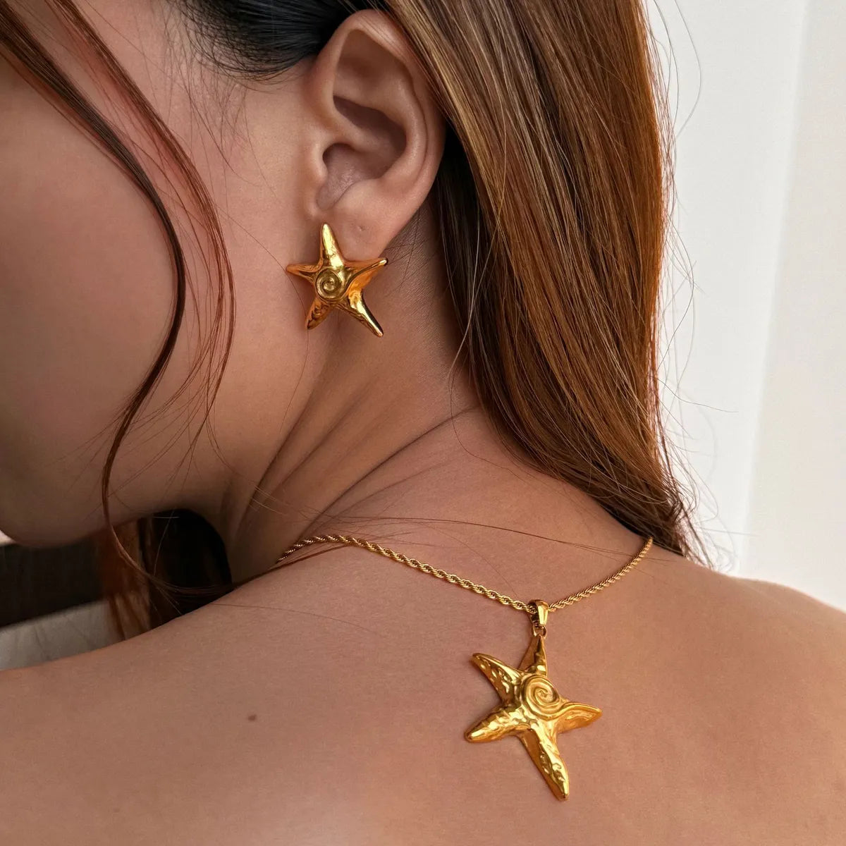 Wholesale Jewelry Retro Simple Style Starfish Titanium Steel 18K Gold Plated Earrings Necklace