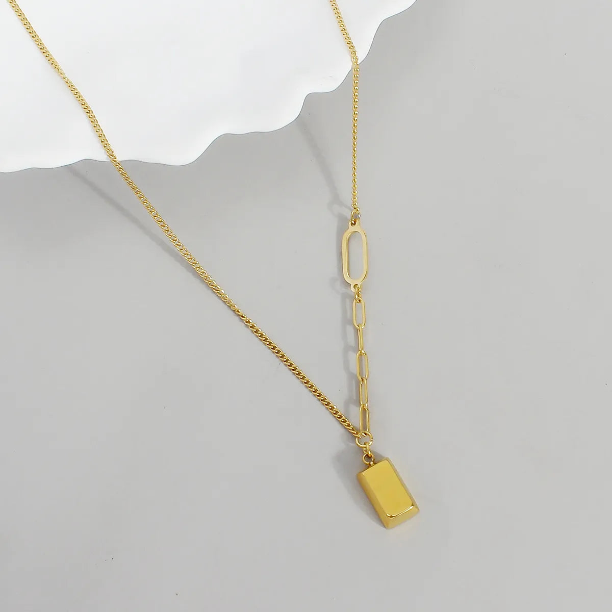 Wholesale Jewelry Shiny Solid Color 304 Stainless Steel 18K Gold Plated Plating Pendant Necklace