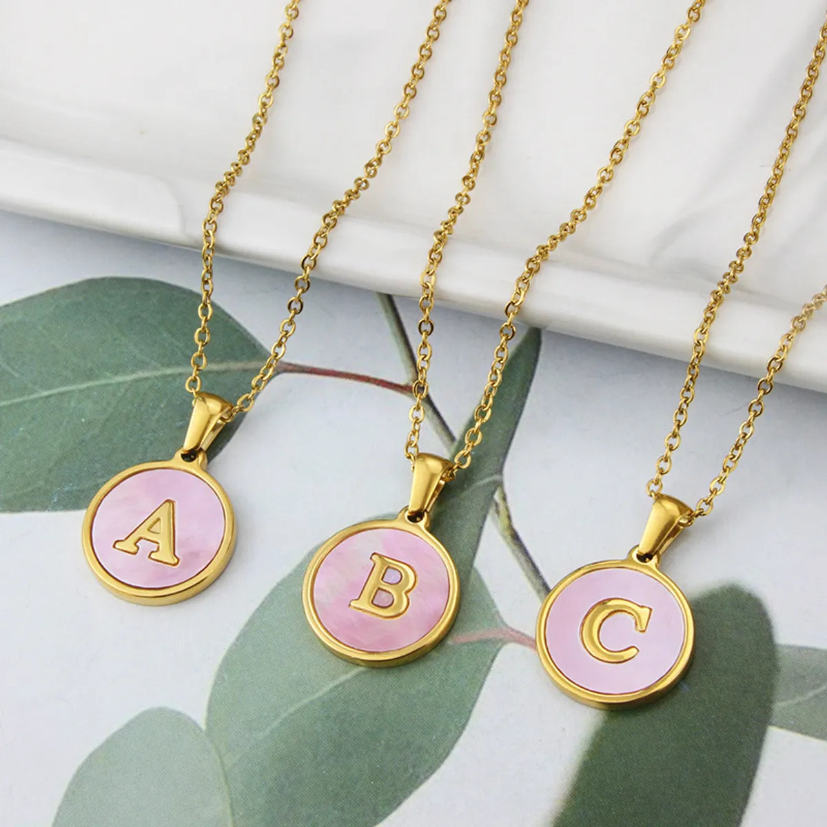 Simple Style Letter Titanium Steel Plating Inlaid Shell Necklace