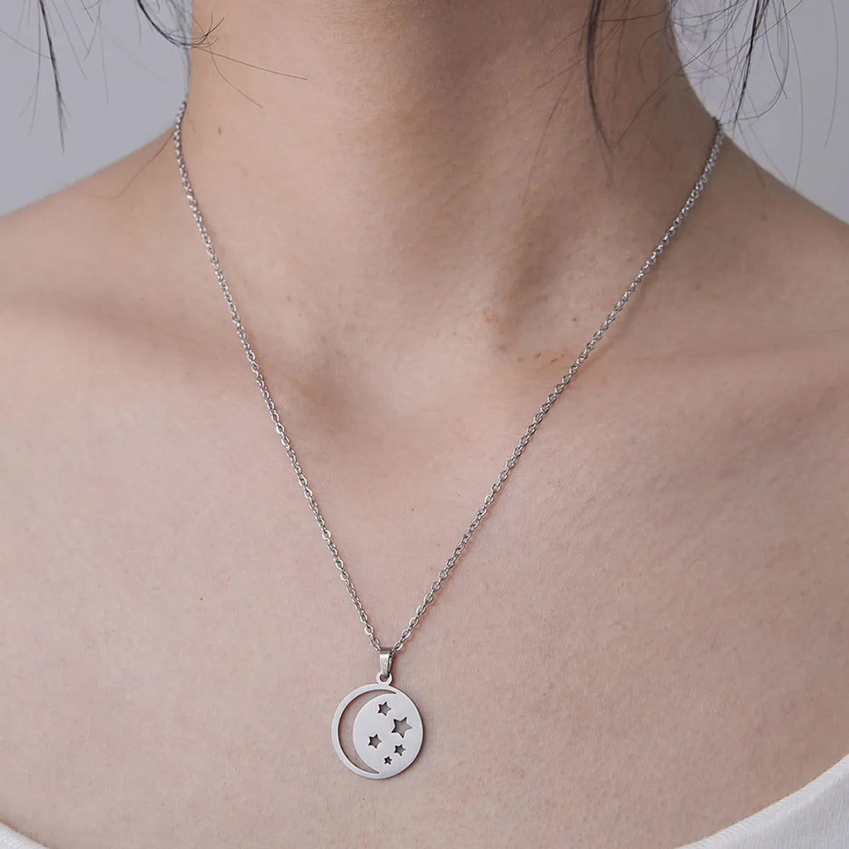 Wholesale Jewelry Simple Style  Ghost Snowflake 201 Stainless Steel Polishing Hollow Out Pendant Necklace