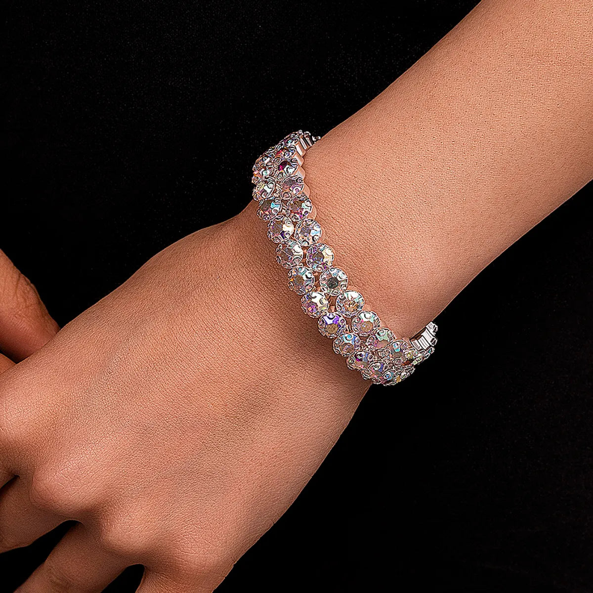 Simple Style Artificial Gemstones Artificial Pearl Layered Inlay Rhinestones Pearl Women'S Wristband