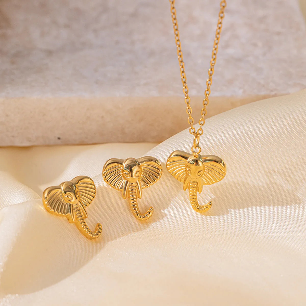 Wholesale Jewelry Simple Style Artistic Commute Elephant 304 Stainless Steel 18K Gold Plated Polishing Plating Earrings Necklace