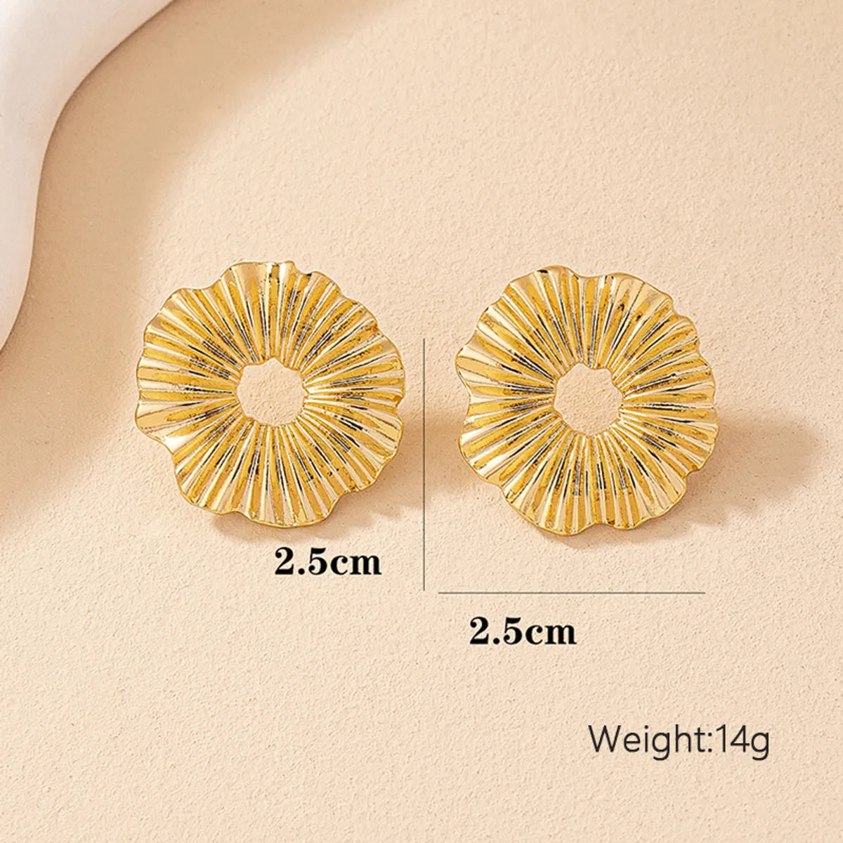 1 Pair Simple Style Classic Style Commute Circle Plating Alloy Ferroalloy 14k Gold Plated Silver Plated Ear Studs