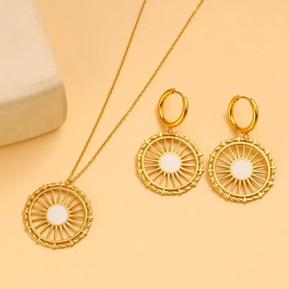 Wholesale Jewelry Simple Style Classic Style Commute Round 304 Stainless Steel 316 Stainless Steel  18K Gold Plated Jewelry Set