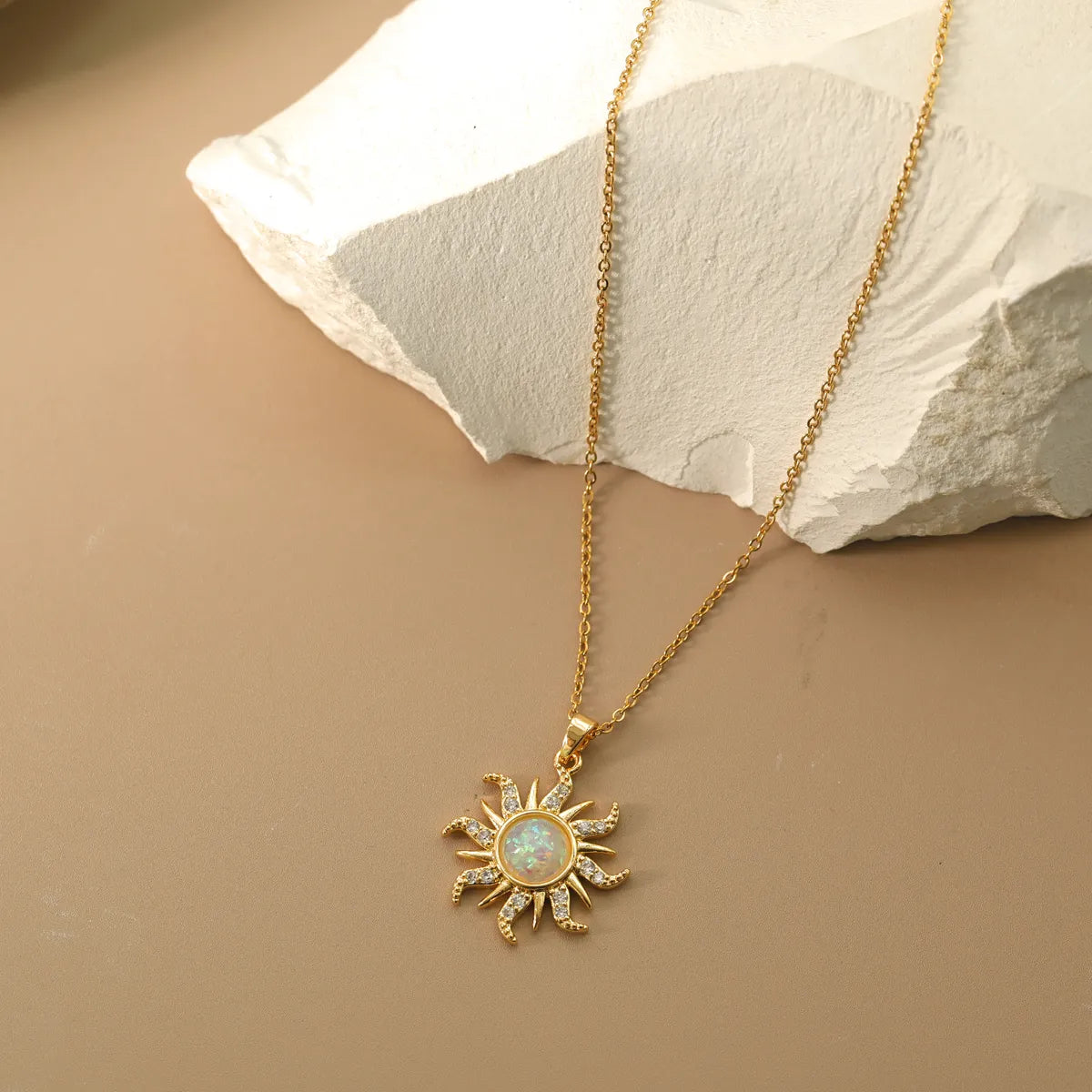 Wholesale Jewelry Simple Style Classic Style Commute Sun Titanium Steel Resin Zircon 18K Gold Plated Inlay Pendant Necklace