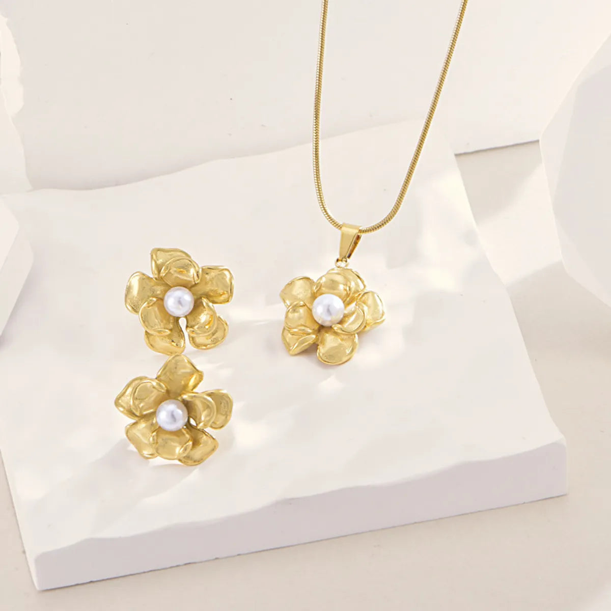 Wholesale Jewelry Simple Style Classic Style Flower Titanium Steel Plating Jewelry Set