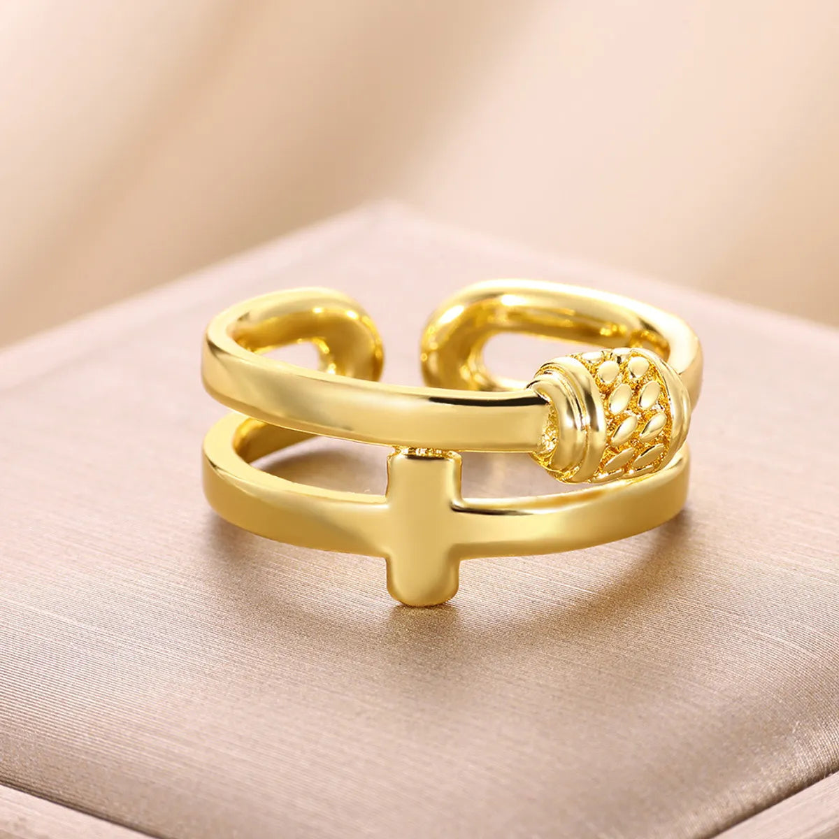 Wholesale Jewelry Simple Style Classic Style Solid Color 304 Stainless Steel Gold Plated Plating Rings