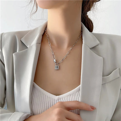 Wholesale Jewelry Simple Style Classic Style Solid Color Titanium Steel Plating Necklace